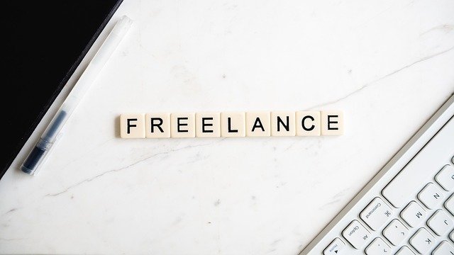 How to Start Freelancing & Make Your First $1000 Online