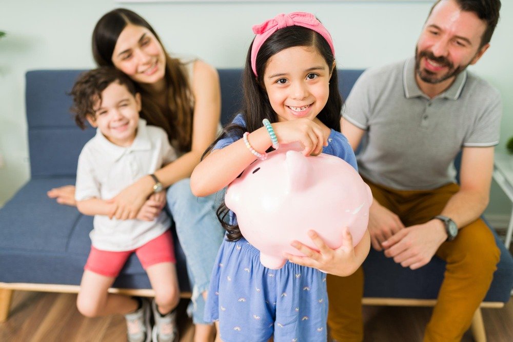 Read more about the article Money-Saving Tips for Couples and Families